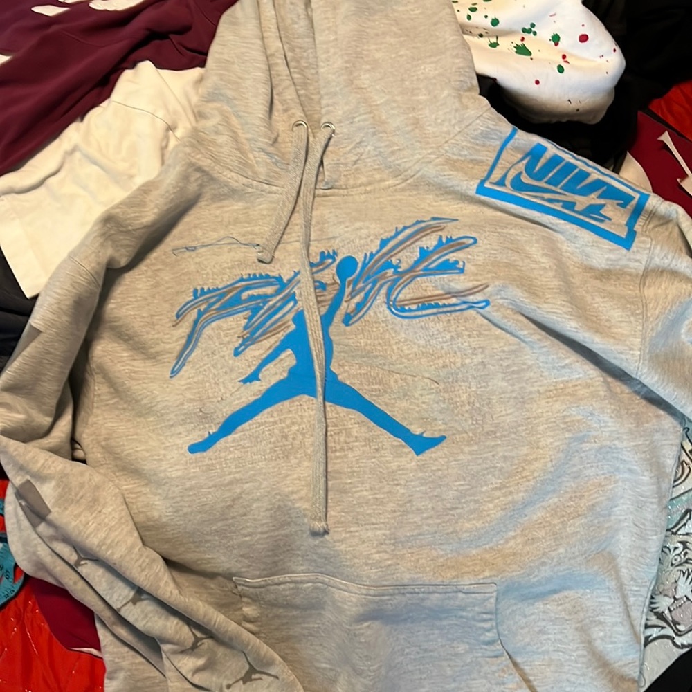 Men’s size medium gray Nike Flight air Jordan hoodie